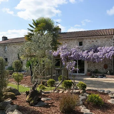 Apartment Chez Dominique Et Bruno A 20 Mm Du Puydufou Bazoges-en-Paillers