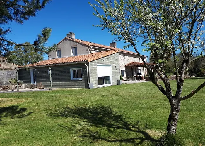 Chez Dominique Et Bruno A 20 Mm Du Puydufou Apartamento Bazoges-en-Paillers